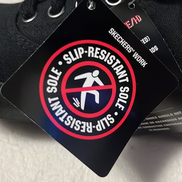 BRAND NEW Skechers shoes - Picture 4 of 6